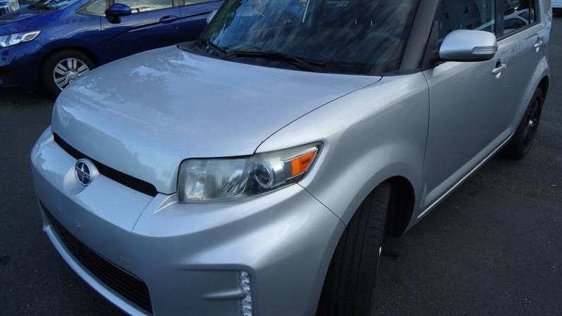 TOYOTA SCION XB 2013 JTLZE4FE4DJ030657 image